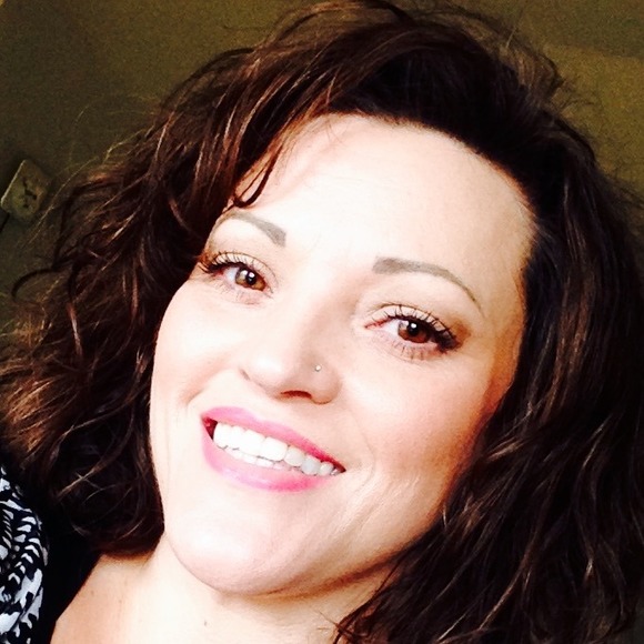 Profile Picture of Brandy Jeffries (@queenb2224) on Poshmark