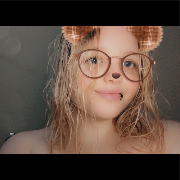 Profile Picture of Ann Claiser (@nclaiser) on Poshmark