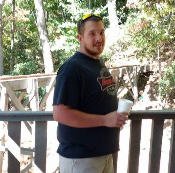 Profile Picture of Carl Bradley (@carlbradley00) on Poshmark