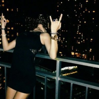 Profile Picture of Alexa Woods (@AlexaWoodss) on Twitter