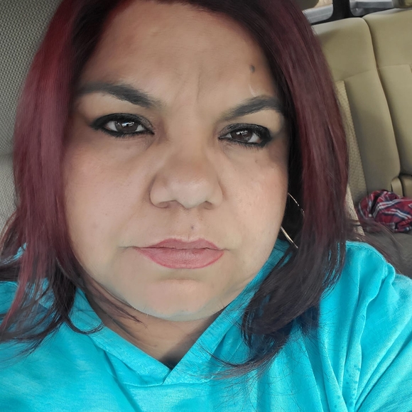 Profile Picture of Julia Rojas (@juliarojas956) on Poshmark