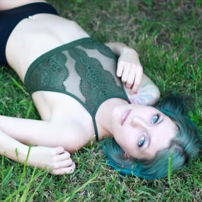 Profile Picture of Tori (@ToriBenoitPhoto) on Twitter