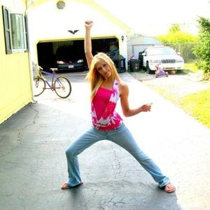 Profile Picture of Carly Parker (@lilmama0886) on Myspace