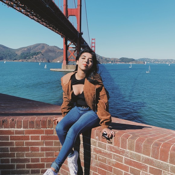 Profile Picture of Patty Jimenez (@pfrias778) on Poshmark
