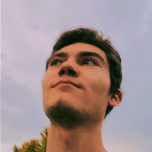 Profile Picture of Josh Lynch (@j_rare) on Poshmark