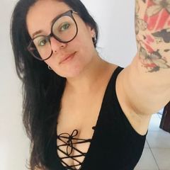 Profile Picture of danielebugs (@danielebugs) on Tiktok