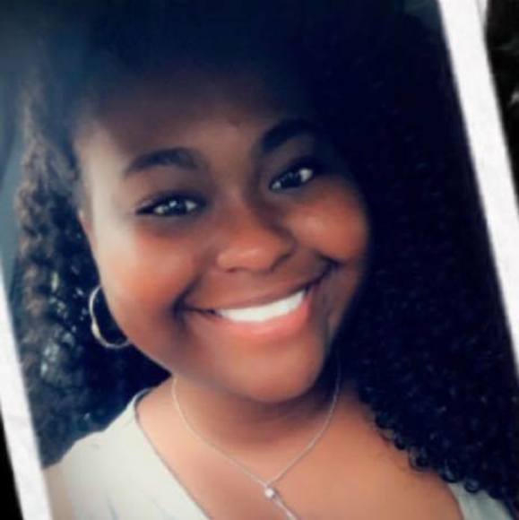 Profile Picture of Lakendra Goode (@goodelakendra) on Poshmark