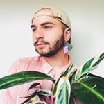 Profile Picture of Riley David Daniel Samels (@flannel.n.flora) on Instagram