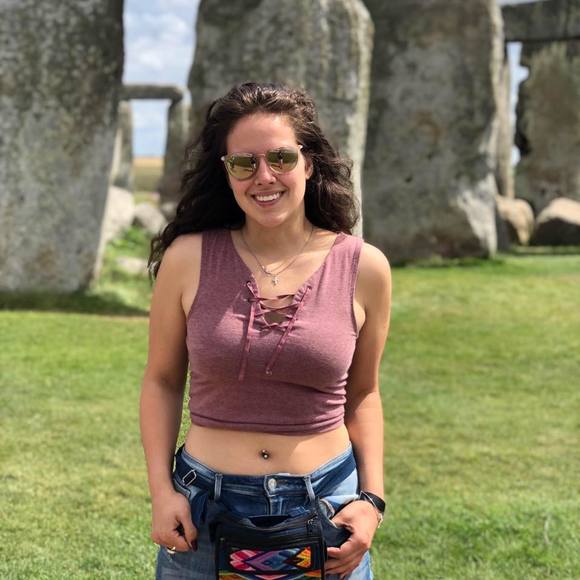 Profile Picture of Isabel Cortez (@624792) on Poshmark