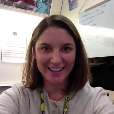 Profile Picture of Nikki Holmes (@holmeshangout) on Twitter