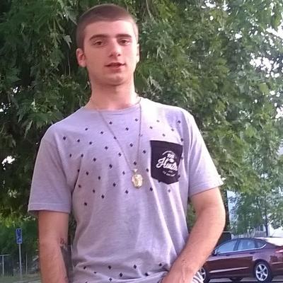 Profile Picture of Cody Heinrich (@Cody_J_Heinrich) on Twitter
