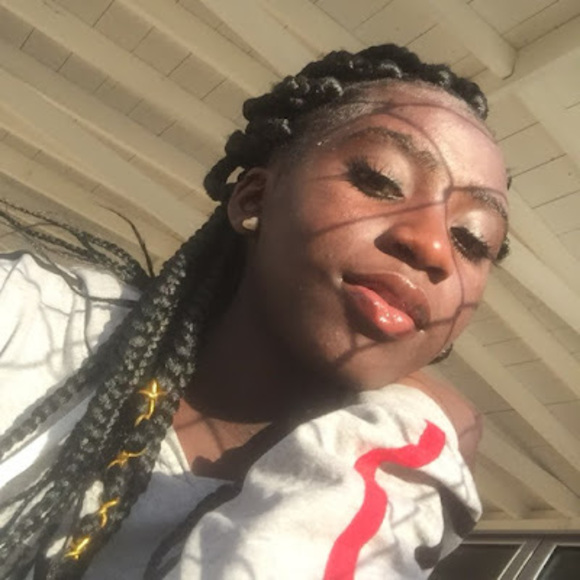 Profile Picture of Aaliyah Paul (@aaliyahpaul29) on Poshmark