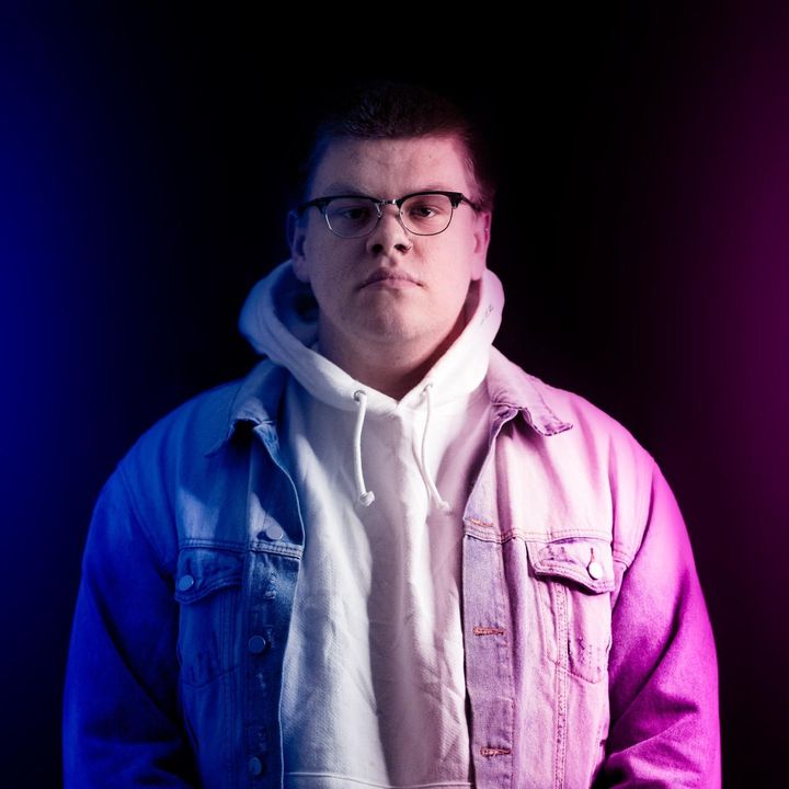 Profile Picture of Alex Crossley (@@crxssley_) on Tiktok