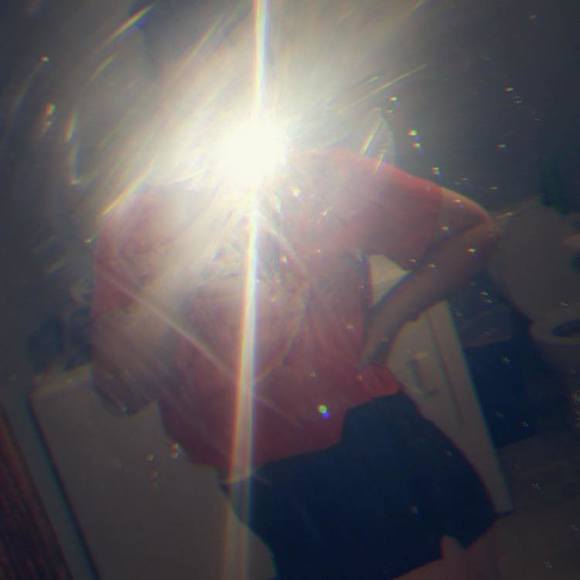 Profile Picture of Haley Boyles (@haleyboyles555) on Poshmark