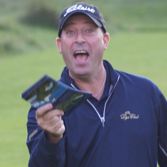 Profile Picture of Mike Morrone (@mike_morrone) on Poshmark