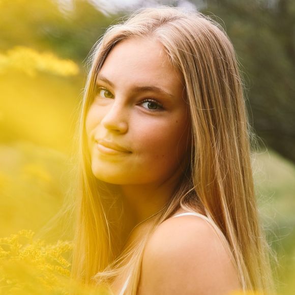 Profile Picture of Megan Szakos (@meganszakos) on Poshmark