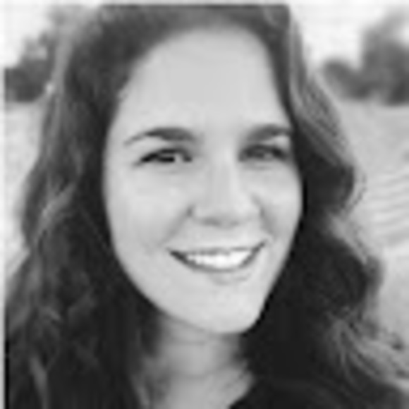 Profile Picture of Samantha Devito (@samde102) on Poshmark