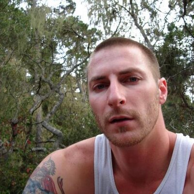 Profile Picture of Jason Emmett (@JewrDaddy) on Twitter