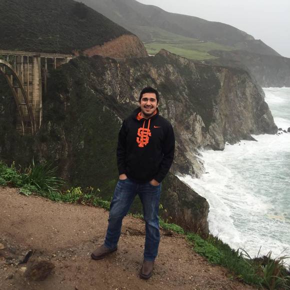 Profile Picture of Erik Rojas (@erojas2) on Poshmark