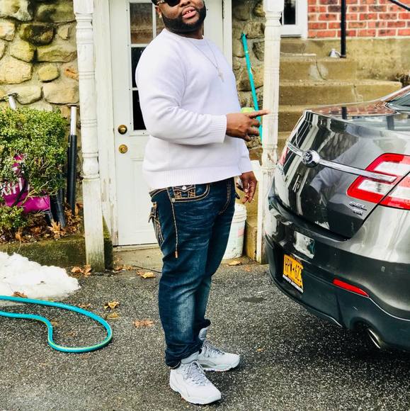 Profile Picture of Jean wilson Alexandre (@alex83) on Poshmark