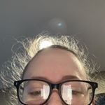 Profile Picture of she came down in a BUBBLE doug (@luranbuttcheck) on Instagram