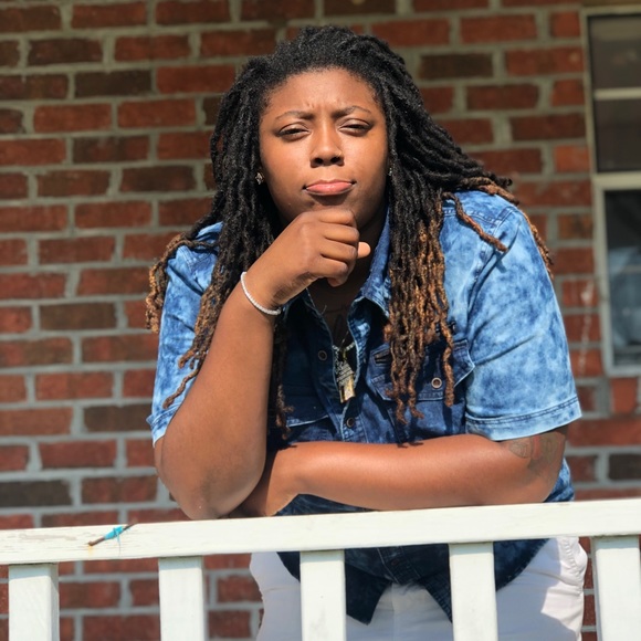 Profile Picture of Jasmine Franks (@jasmine_franks) on Poshmark