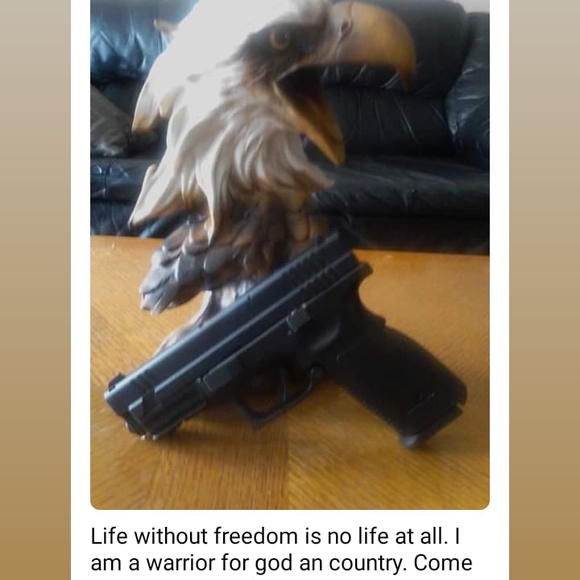 Profile Picture of Richard Colbert (@richardcolbert) on Poshmark