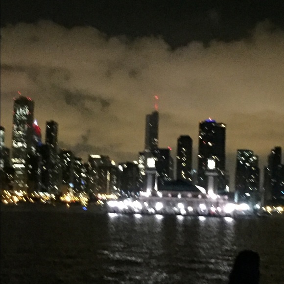 Profile Picture of Antwon Moore (@amoore5915) on Poshmark