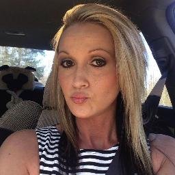 Profile Picture of Nichole Gibbs (@Eng2fly) on Twitter