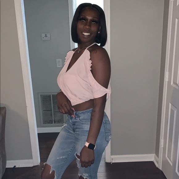 Profile Picture of Marquesha Lindsley (@queenkee0791) on Poshmark