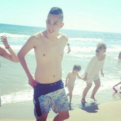 Profile Picture of SR4 (@AaronCaballero9) on Twitter