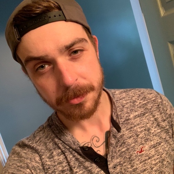 Profile Picture of Marc Arsenault (@marcarsenault) on Poshmark