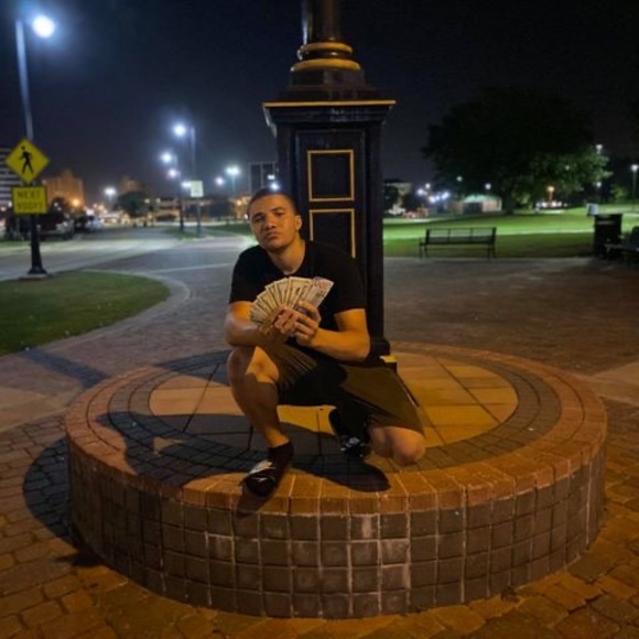 Profile Picture of Kevin Gauthier (@kevingauthier3) on Poshmark