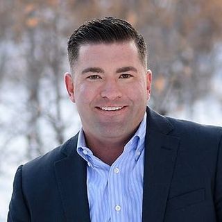 Profile Picture of Patrick Neville (@patrick.neville.940) on Facebook