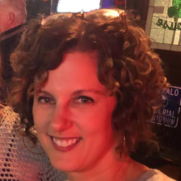 Profile Picture of Amy Skierczynski (@askiercz) on Poshmark