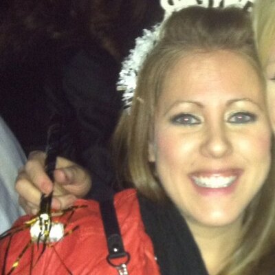 Profile Picture of Rebecca Reiling (@R_Reiling) on Twitter
