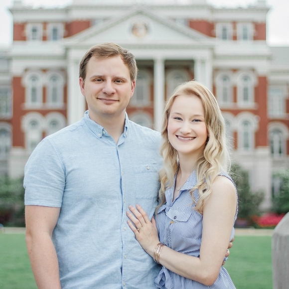 Profile Picture of Bailey Huhmann (@baileyhuhmann) on Poshmark