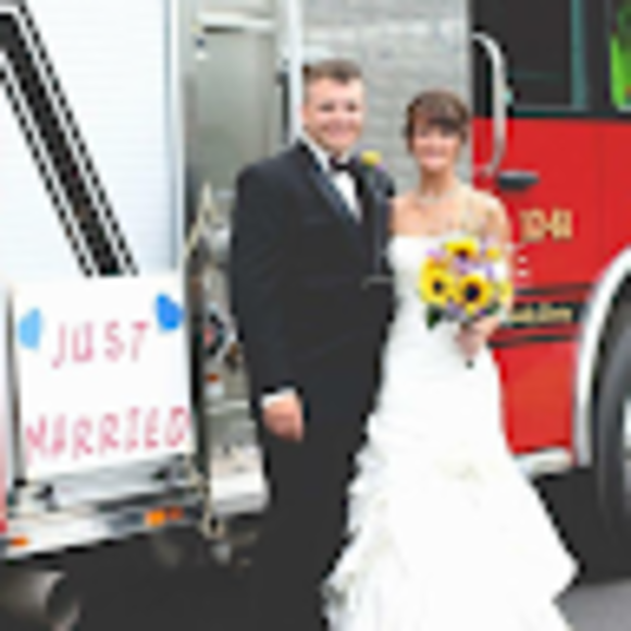 Profile Picture of Alexis Pettit (@alankton13) on Poshmark