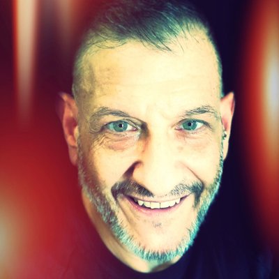 Profile Picture of Jay Liebowitz (@JLnOz) on Twitter