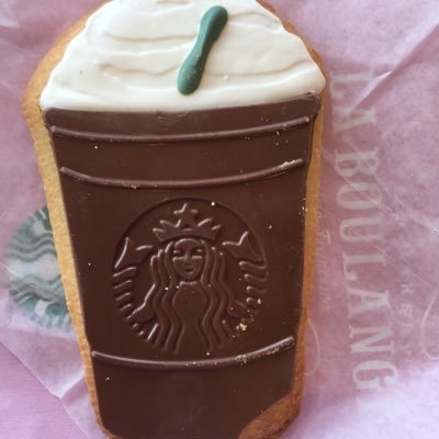 Profile Picture of :) (@meredith_clay) on Twitter