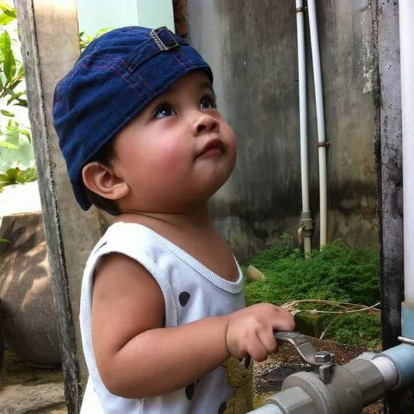 Profile Picture of Pha Nguyen (@chaupha0201) on Poshmark