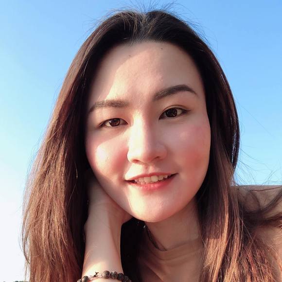 Profile Picture of Dung Phan (@dungphan0305) on Poshmark