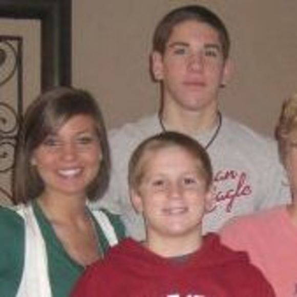 Profile Picture of Brenda Key (@jakekey21) on Poshmark