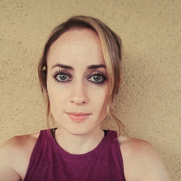 Profile Picture of Brittany Kasik (@bkasik) on Poshmark