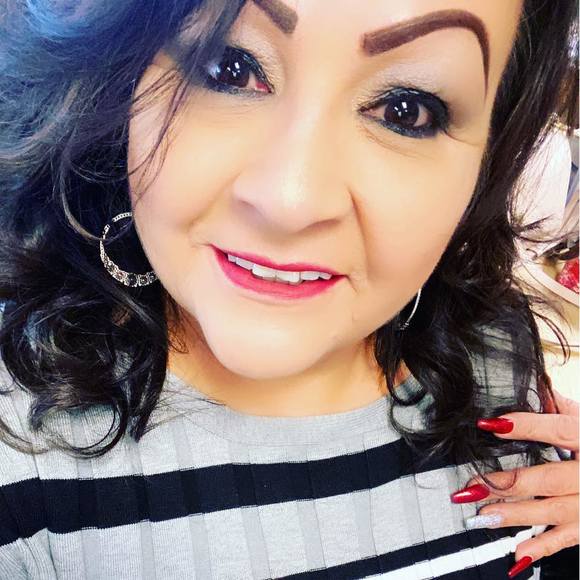 Profile Picture of Marilyn Necochea (@317mmore) on Poshmark