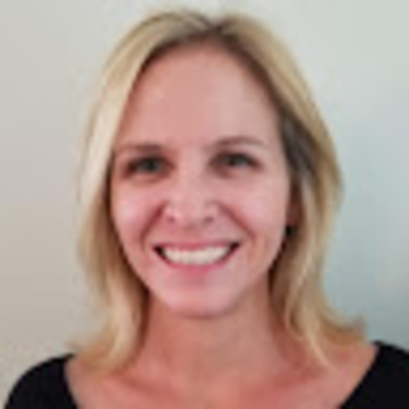 Profile Picture of Heather Budreau (@hrbud) on Poshmark