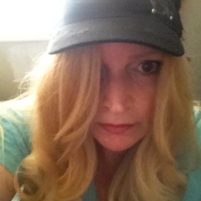 Profile Picture of Pamela R Ferrell (@pferrell1970) on Twitter