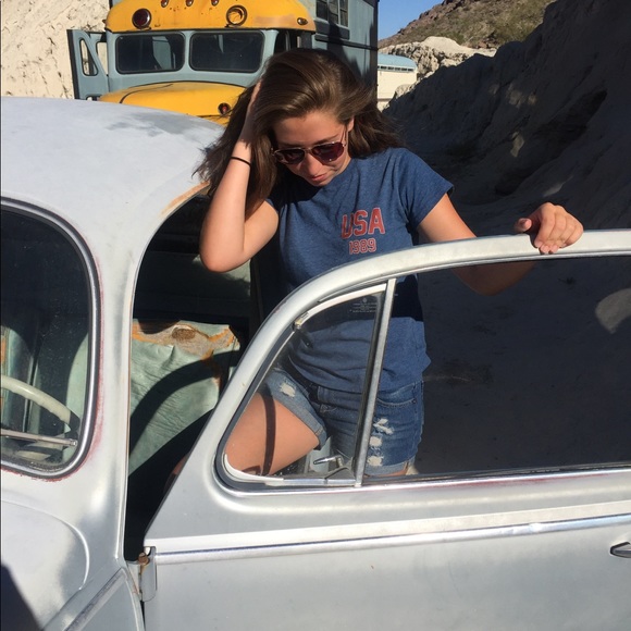 Jenna Rosario - Poshmark Profile Picture of Jenna Rosario (@jmr_22) on Poshmark