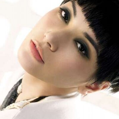 Profile Picture of Stacie Barlow (@StacieBarlow9) on Twitter