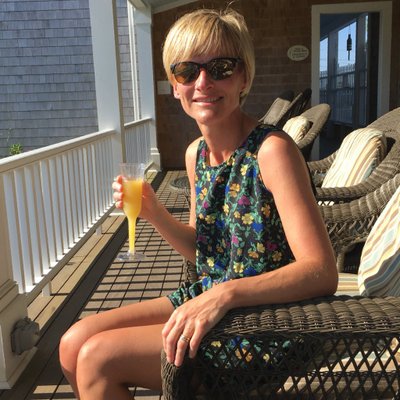 Profile Picture of Shelley Hodgson (@ShellHod) on Twitter